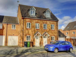 'Best Stay Promise' Stylish Executive House I Great Dining Space I Large Master En-Suite I Free Parking I Pets Welcome I Green Tourism Award